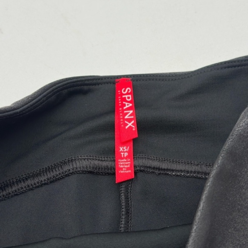 Spanx Shimering  faux Women's Size X Small Black Nylon Blend  High rise stretchy - Picture 6 of 13